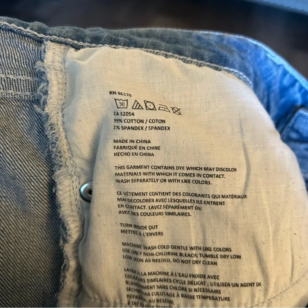 Urban Outfitters BDG  High Rise Shortie Jean Shorts Size 30 - Picture 7 of 7